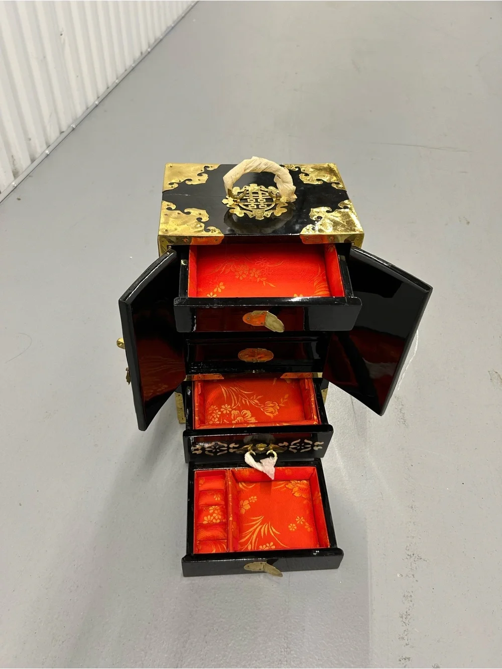 Vintage Chinese Black Lacquer Jewelry Box Cabinet Mother of Pearl Inlay Brass